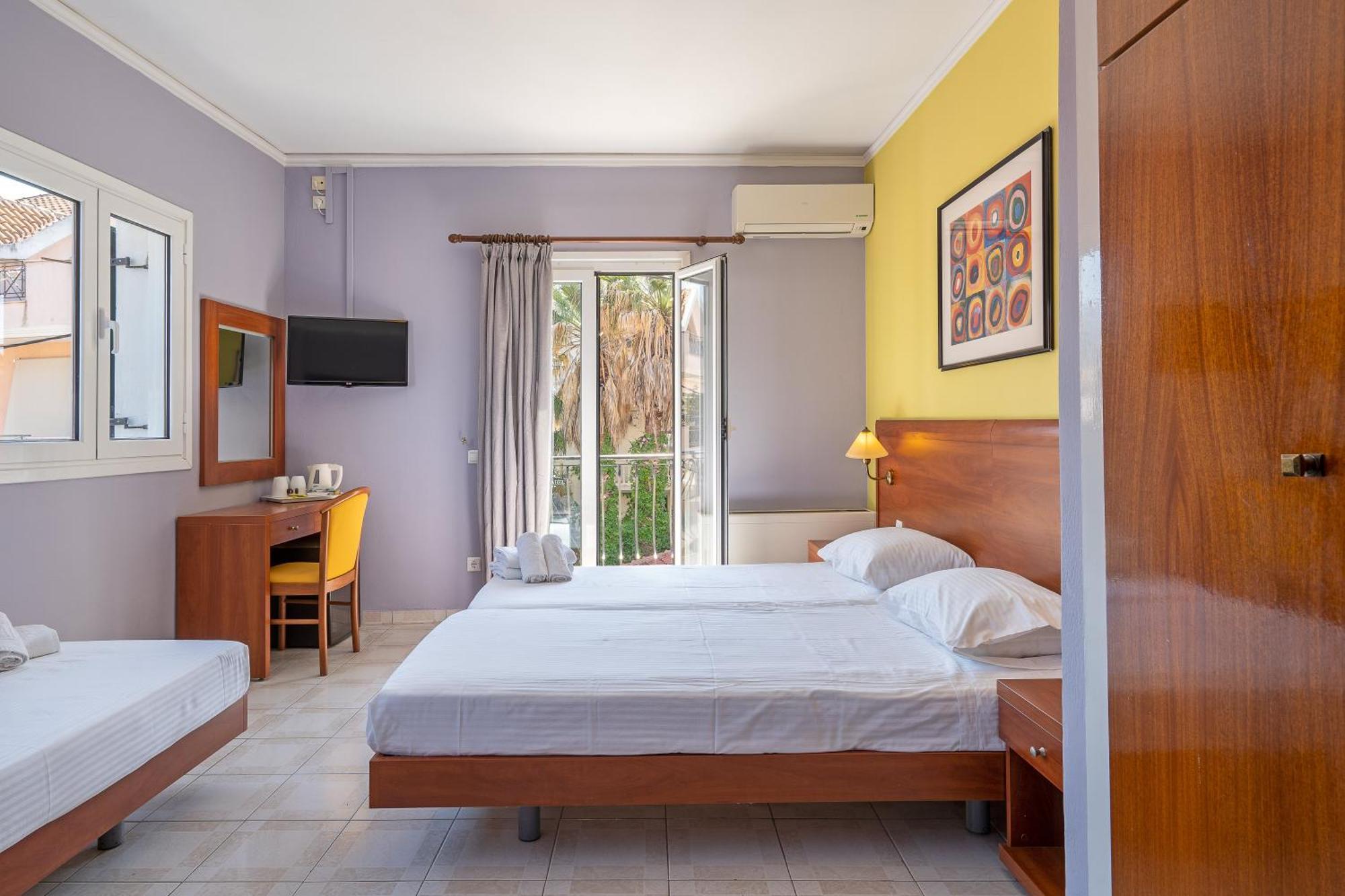 Mirabel Citycenter Hotel Argostoli  Eksteriør billede