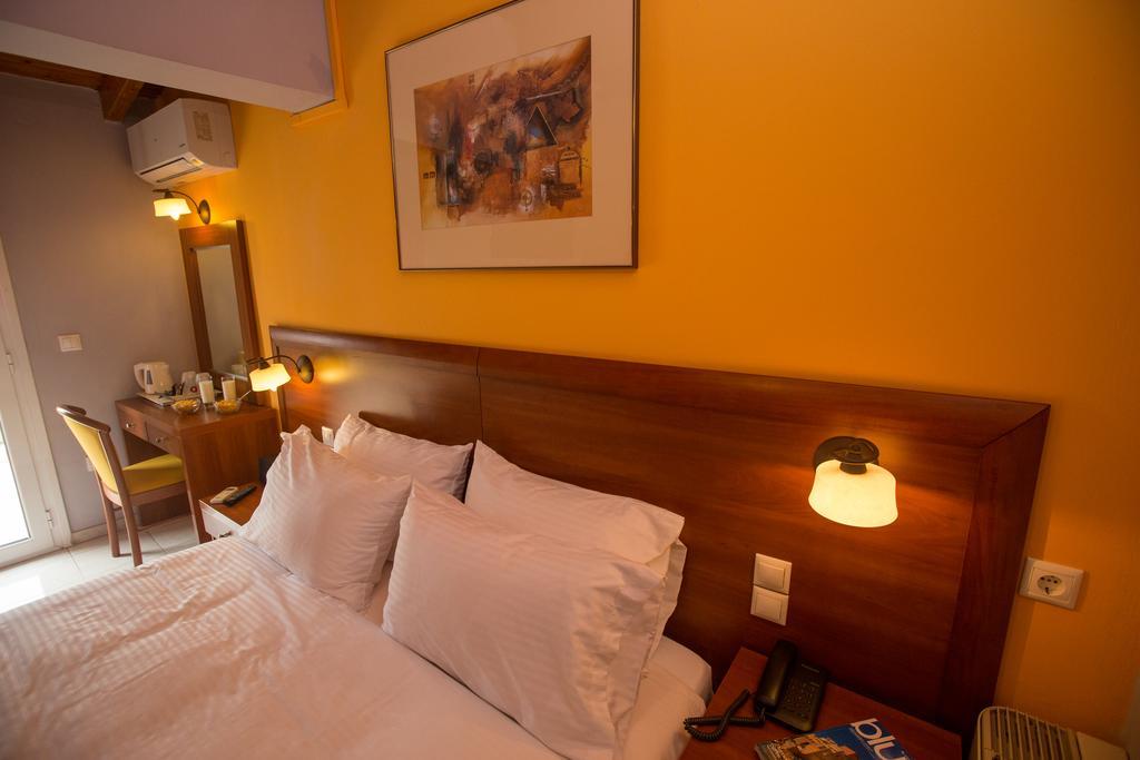 Mirabel Citycenter Hotel Argostoli  Eksteriør billede